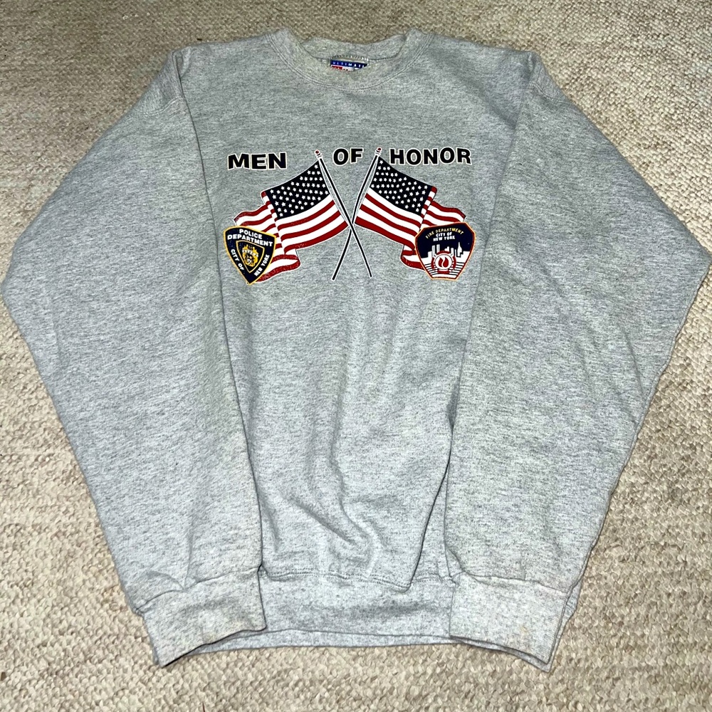 “Men of Honor” New York Fire&Police 9/11 memorial Crewneck.